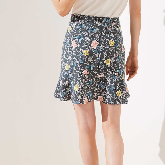 Floral skirt - Picture 2 of 4